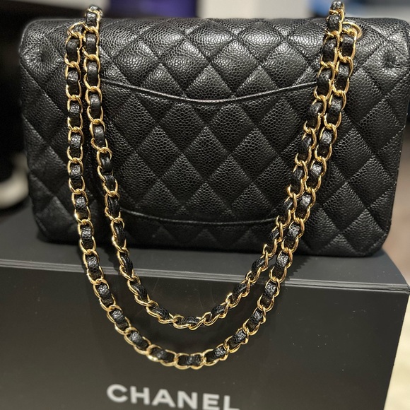 Chanel Classic Medium in Caviar Leather with gold chain - Picture 6 of 9